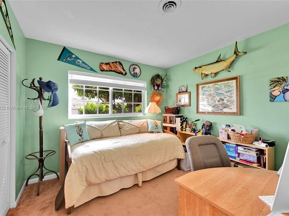 505 NW 20th St, Homestead FL 33030