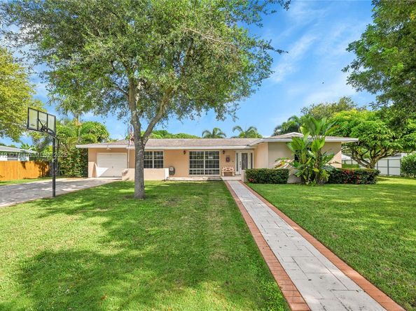 505 NW 20th St, Homestead FL 33030