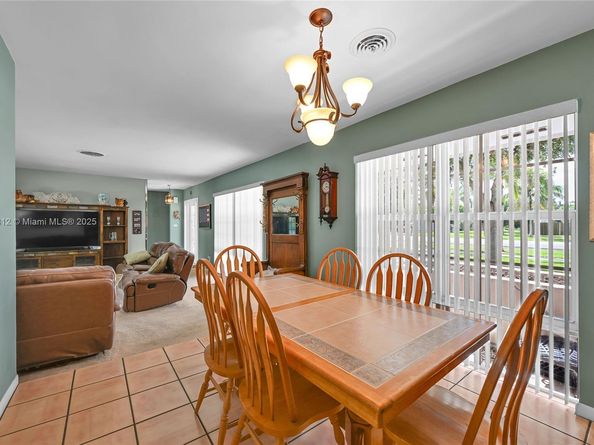505 NW 20th St, Homestead FL 33030