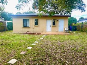 832 NW 16th Ter, Fort Lauderdale FL 33311