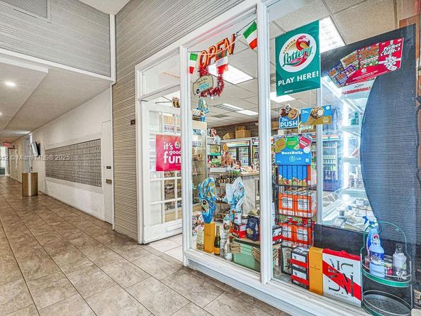 800 West Ave 931, Miami Beach FL 33139
