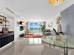 800 West Ave 931, Miami Beach FL 33139