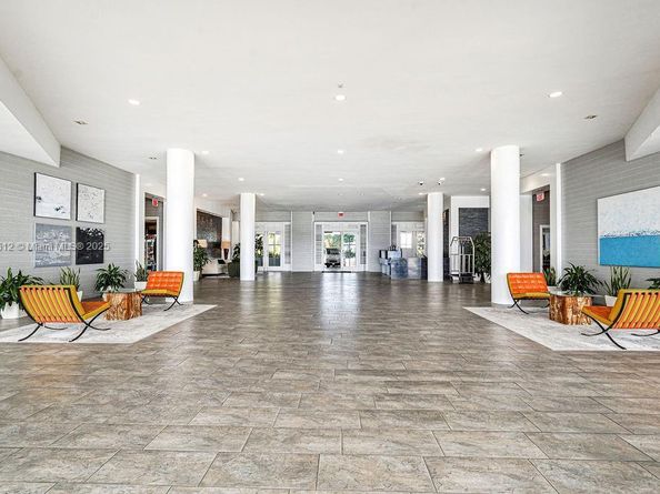 800 West Ave 931, Miami Beach FL 33139