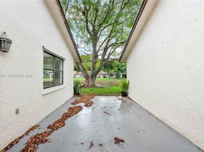 6616 N Parkway Dr 35, Margate FL 33068