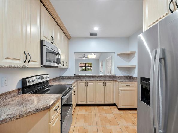 6616 N Parkway Dr 35, Margate FL 33068