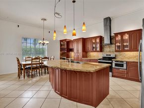 1169 Peregrine Way, Weston FL 33327