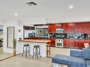 2210 N 54th Ave, Hollywood FL 33021