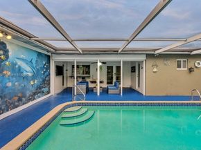 2210 N 54th Ave, Hollywood FL 33021