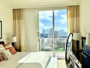 19501 W Country Club Dr TS05, Aventura FL 33180