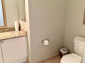 19501 W Country Club Dr TS05, Aventura FL 33180