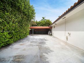 12311 SW 98th St, Miami FL 33186