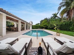 12311 SW 98th St, Miami FL 33186