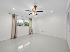 12311 SW 98th St, Miami FL 33186