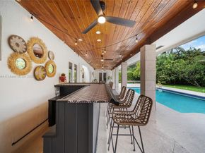 12311 SW 98th St, Miami FL 33186