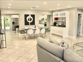 1301 NE 42nd St, Oakland Park FL 33334