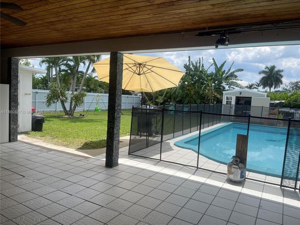 610 NW 16th St, Homestead FL 33030