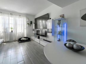 705 SW 148th Ave 202, Sunrise FL 33325