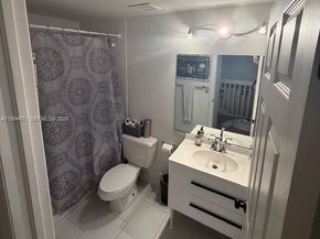 705 SW 148th Ave 202, Sunrise FL 33325