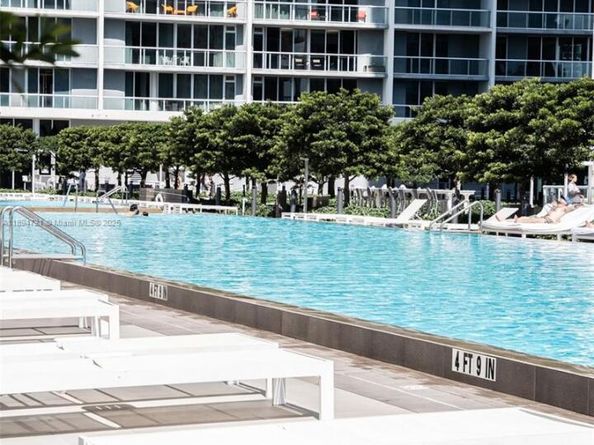 495 Brickell Ave 3208, Miami FL 33131