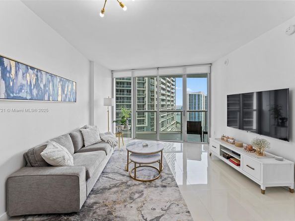 495 Brickell Ave 3208, Miami FL 33131
