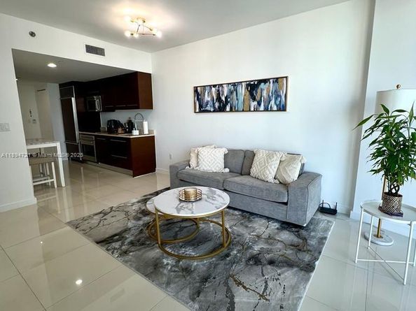 495 Brickell Ave 3208, Miami FL 33131