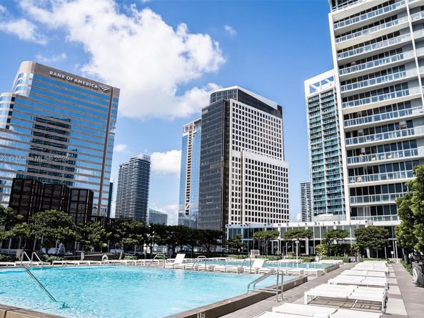 495 Brickell Ave 3208, Miami FL 33131