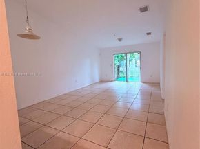 3820 SW 48th Ave E31, Pembroke Park FL 33023