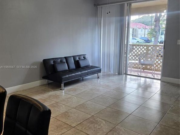 18316 NW 68th Ave C, Hialeah FL 33015