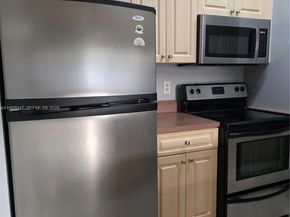 18316 NW 68th Ave C, Hialeah FL 33015