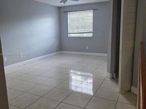 18316 NW 68th Ave C, Hialeah FL 33015