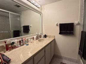 6800 Cypress Rd 501, Plantation FL 33317