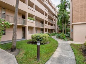 6800 Cypress Rd 501, Plantation FL 33317