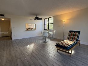 6800 Cypress Rd 501, Plantation FL 33317