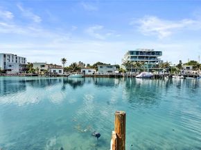 8420 Byron Ave 7, Miami Beach FL 33141