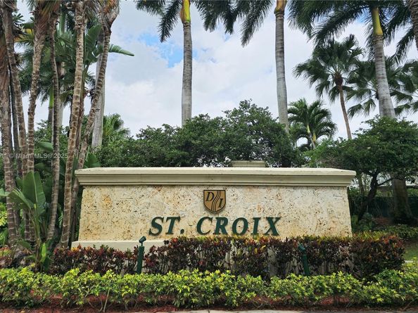 10989 NW 73rd Ter, Doral FL 33178