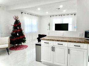 1213 NW 6th Ave, Fort Lauderdale FL 33311