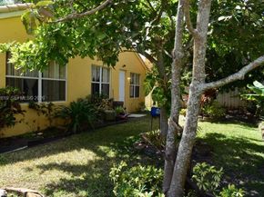 16319 SW 11th St, Pembroke Pines FL 33027