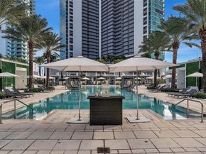 851 NE 1st Ave 2102, Miami FL 33132