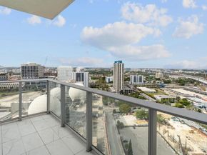 851 NE 1st Ave 2102, Miami FL 33132