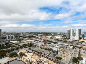 851 NE 1st Ave 2102, Miami FL 33132