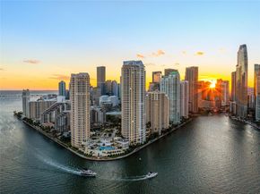 848 Brickell Key Dr 204, Miami FL 33131