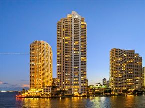 848 Brickell Key Dr 204, Miami FL 33131