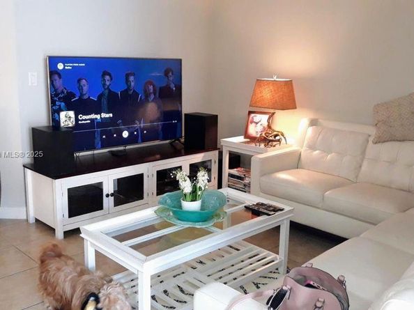 3457 W 89th Ter 3457, Hialeah FL 33018