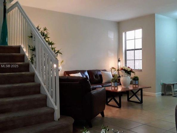3457 W 89th Ter 3457, Hialeah FL 33018