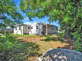208 N 56th Ave, Hollywood FL 33021