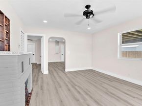 208 N 56th Ave, Hollywood FL 33021