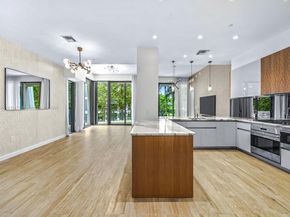 2831 S Bayshore Dr 403, Miami FL 33133