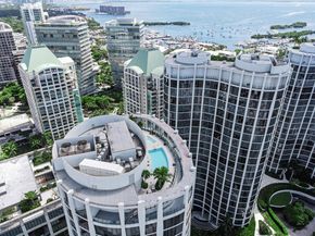 2831 S Bayshore Dr 403, Miami FL 33133