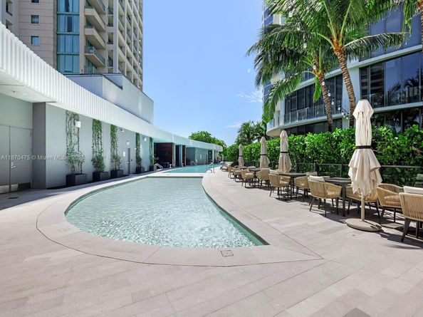 2831 S Bayshore Dr 403, Miami FL 33133