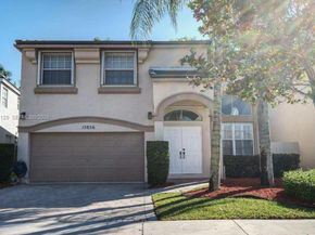 15856 NW 12th Ct, Pembroke Pines FL 33028